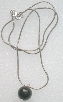 Schungit-Kugelanhaenger