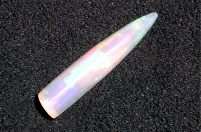 Korallenstab opalisiert